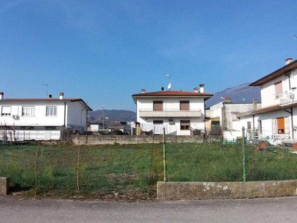 terreno agricolo in vendita a Lugo di Vicenza