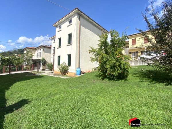 casa indipendente in vendita a Lugo di Vicenza