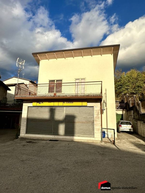 casa indipendente in vendita a Lugo di Vicenza