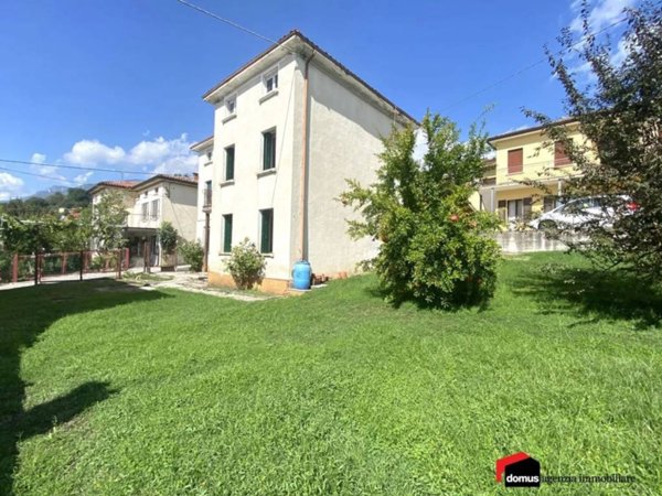 casa indipendente in vendita a Lugo di Vicenza