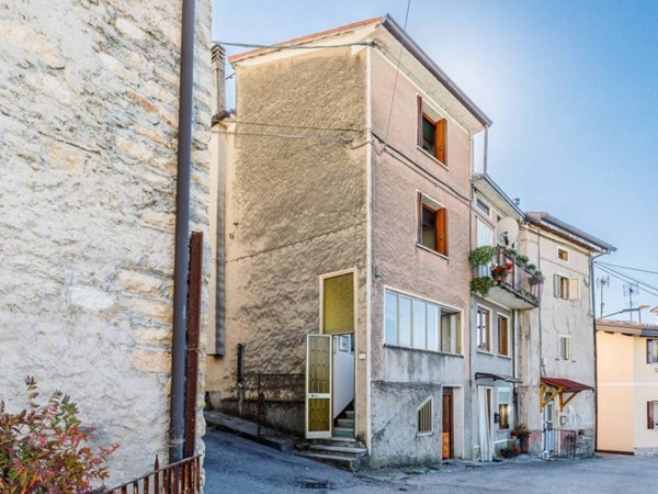 casa indipendente in vendita a Lugo di Vicenza in zona Mortisa