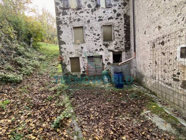 casa indipendente in vendita a Lugo di Vicenza