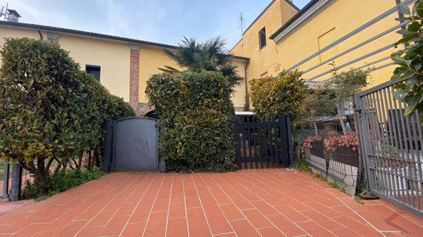 casa indipendente in vendita a Lugo di Vicenza
