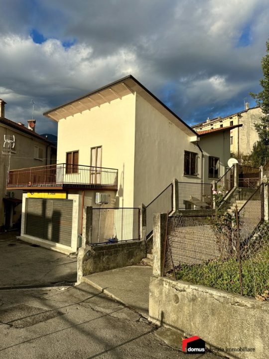 casa indipendente in vendita a Lugo di Vicenza