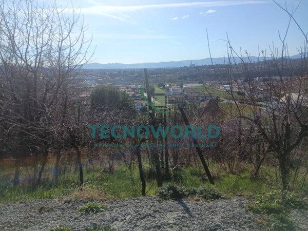 casa indipendente in vendita a Lugo di Vicenza
