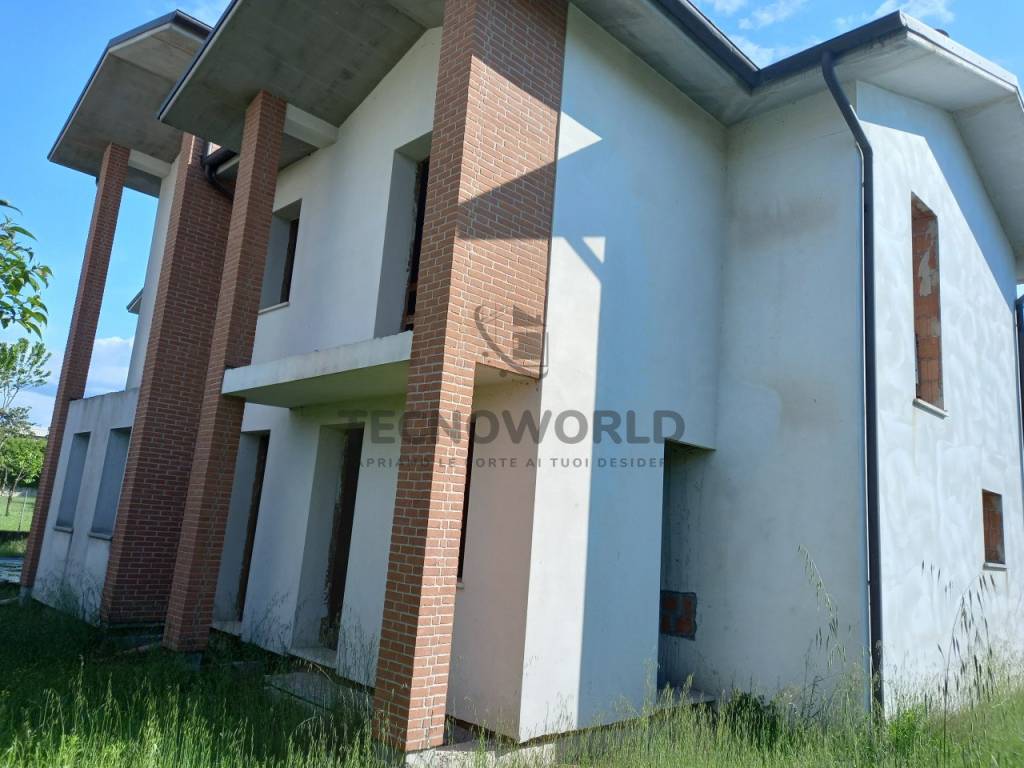 casa indipendente in vendita a Malo in zona San Tomio