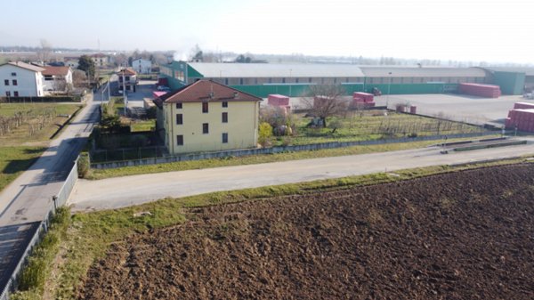 casa indipendente in vendita a Malo