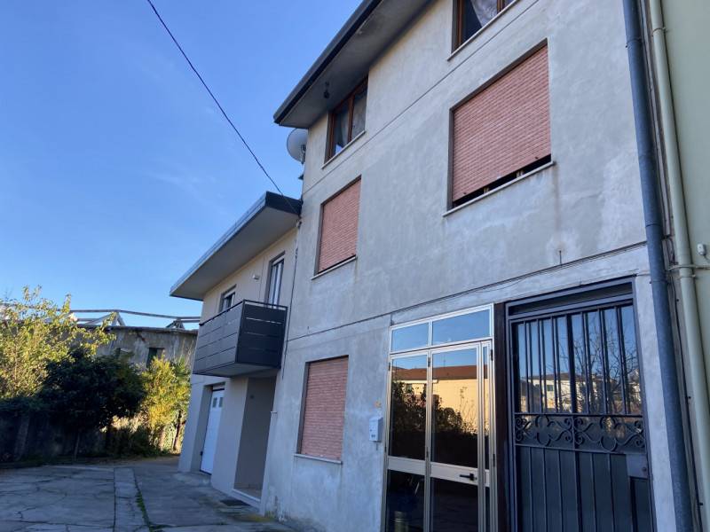 casa indipendente in vendita a Malo