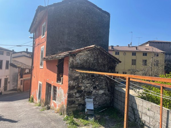 casa indipendente in vendita a Malo in zona Case