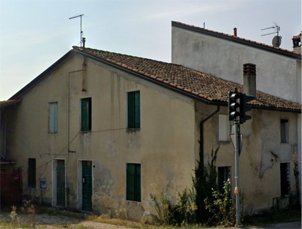 casa indipendente in vendita a Malo in zona Case