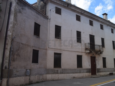 rudere in vendita a Malo