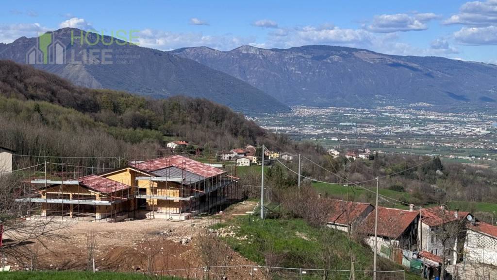 casa indipendente in vendita a Malo
