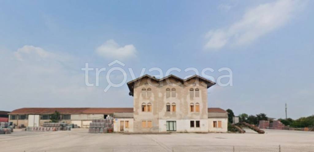 rudere in vendita a Malo in zona San Tomio