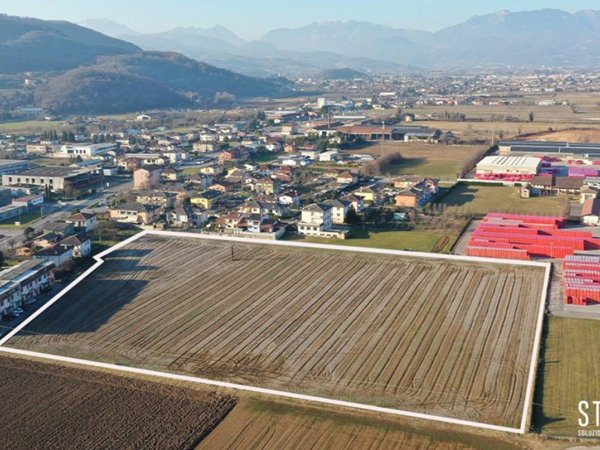 terreno edificabile in vendita a Malo