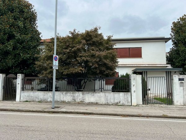 casa indipendente in vendita a Malo