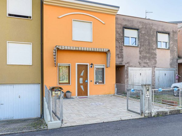 casa indipendente in vendita a Malo