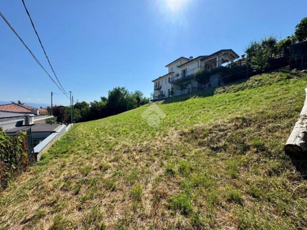 bifamiliare in vendita a Malo