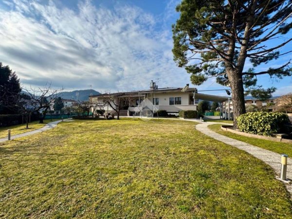 casa indipendente in vendita a Malo