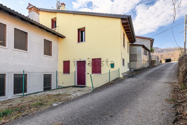 casa indipendente in vendita a Malo in zona San Tomio