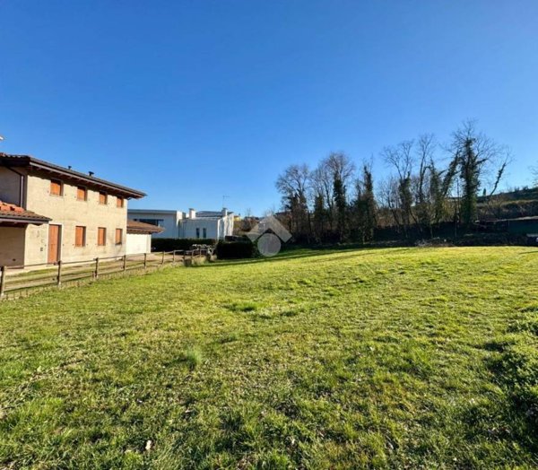 terreno edificabile in vendita a Malo in zona San Tomio