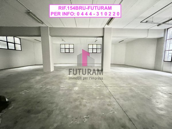 locale di sgombero in vendita a Malo in zona Molina