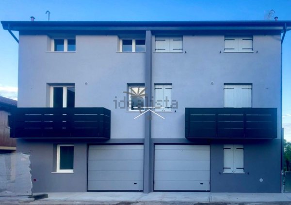 casa indipendente in vendita a Malo in zona Molina