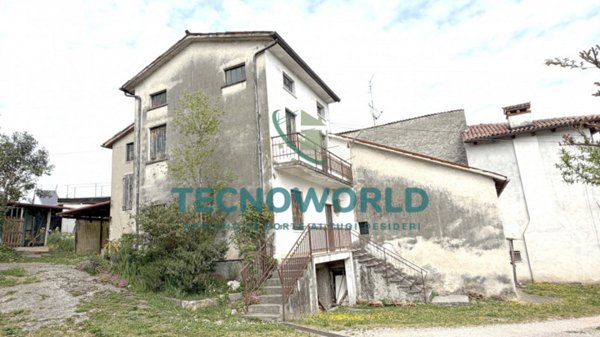 casa indipendente in vendita a Malo in zona San Tomio