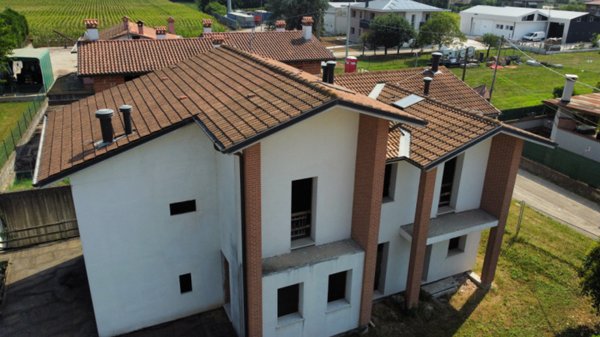 casa indipendente in vendita a Malo in zona San Tomio