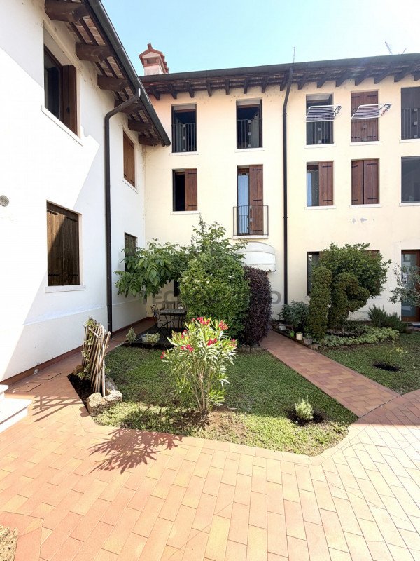 casa semindipendente in vendita a Malo