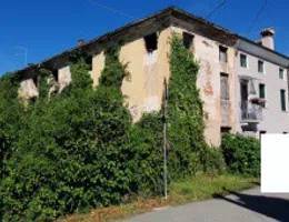 appartamento in vendita a Malo in zona Case