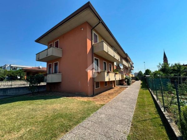 appartamento in vendita a Malo in zona Case