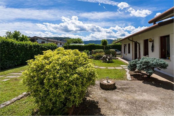 casa indipendente in vendita a Malo