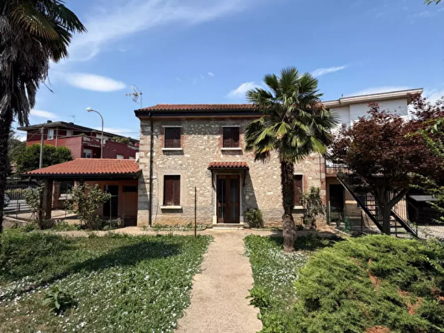 casa indipendente in vendita a Malo in zona Case