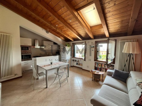 appartamento in vendita a Malo in zona Case