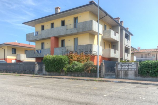 appartamento in vendita a Malo in zona Molina