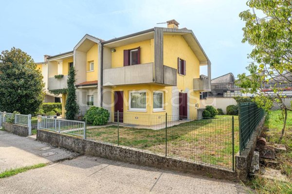 casa indipendente in vendita a Malo