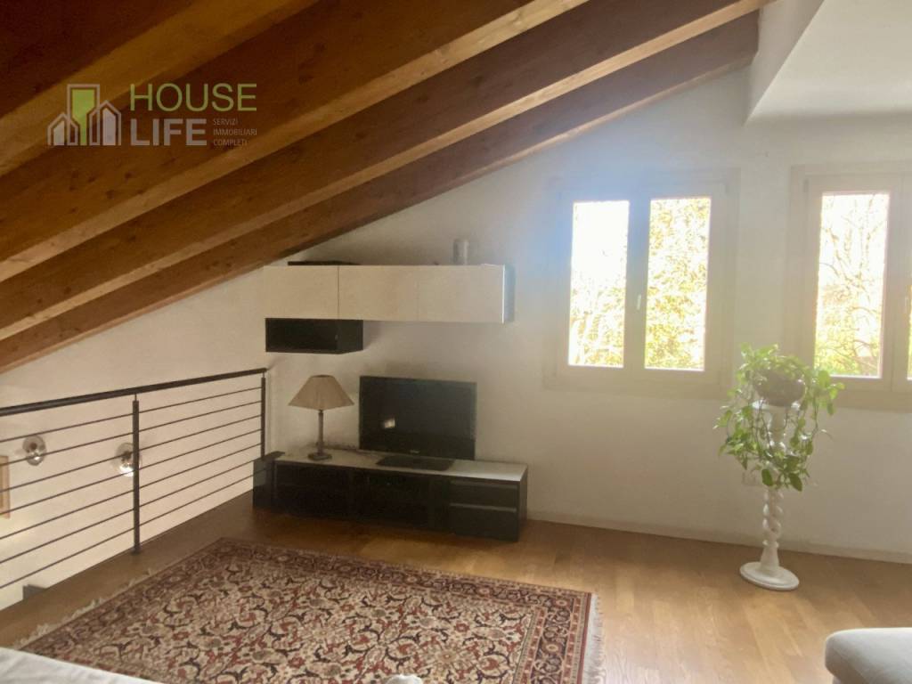 casa indipendente in vendita a Marano Vicentino