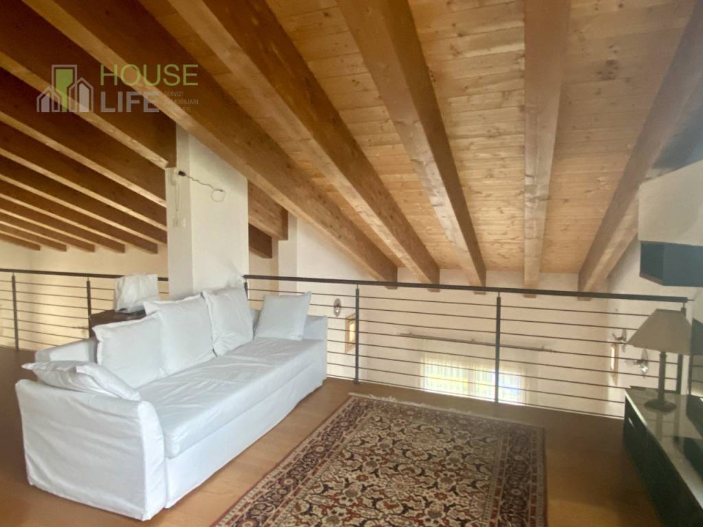 casa indipendente in vendita a Marano Vicentino