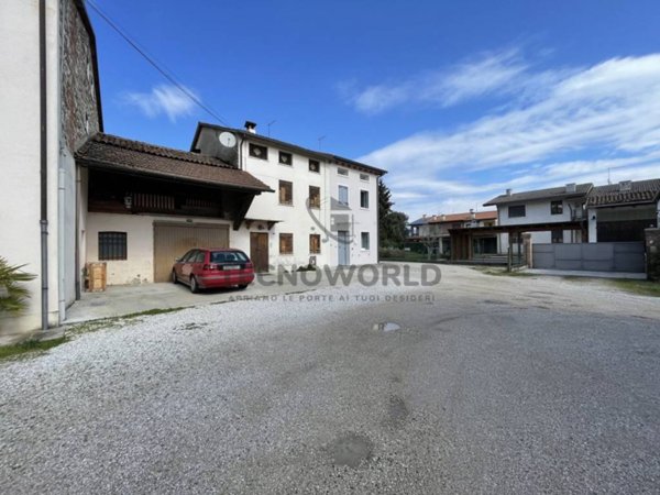 casa indipendente in vendita a Marano Vicentino