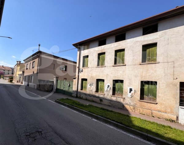 casa indipendente in vendita a Marano Vicentino