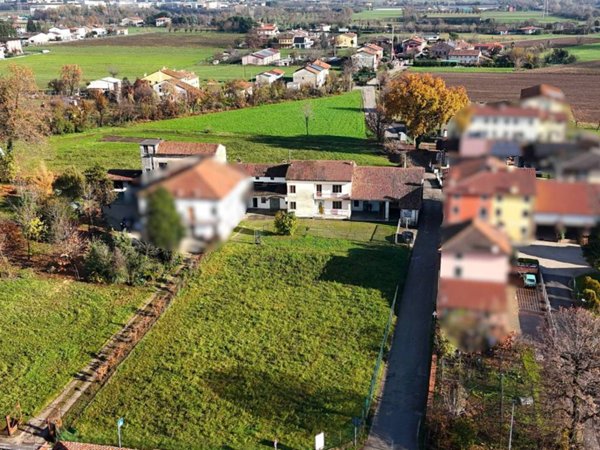 casa indipendente in vendita a Marano Vicentino