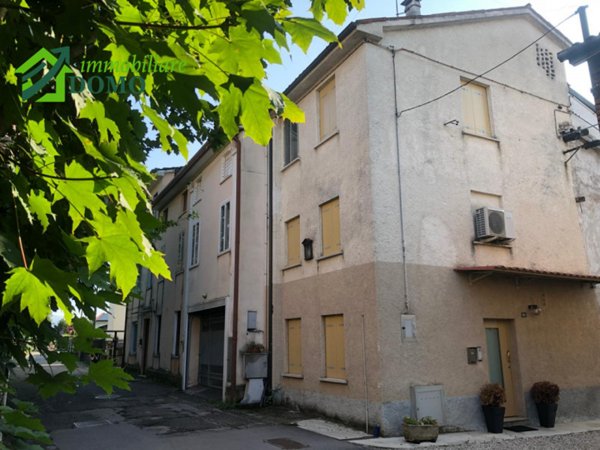 casa indipendente in vendita a Marano Vicentino