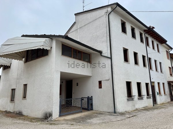 casa indipendente in vendita a Marano Vicentino