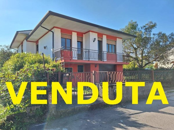 casa indipendente in vendita a Marano Vicentino