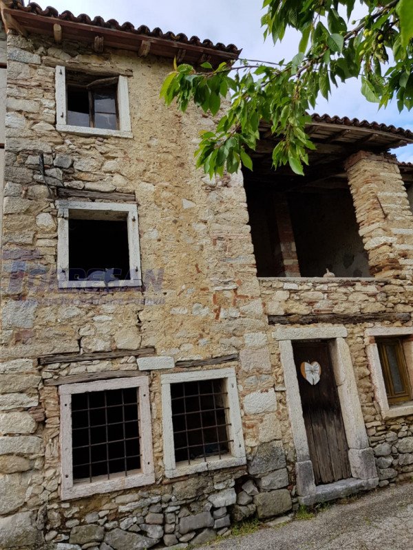 casa semindipendente in vendita a Marostica in zona Crosara