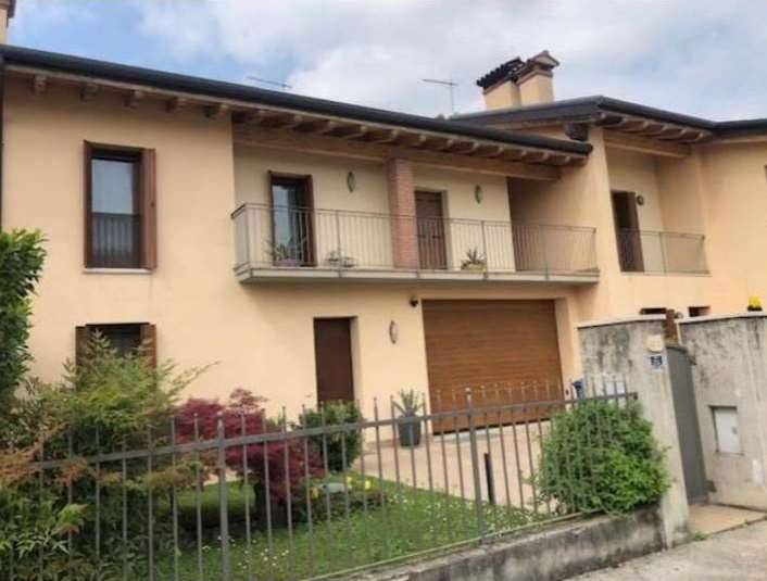 casa indipendente in vendita a Marostica