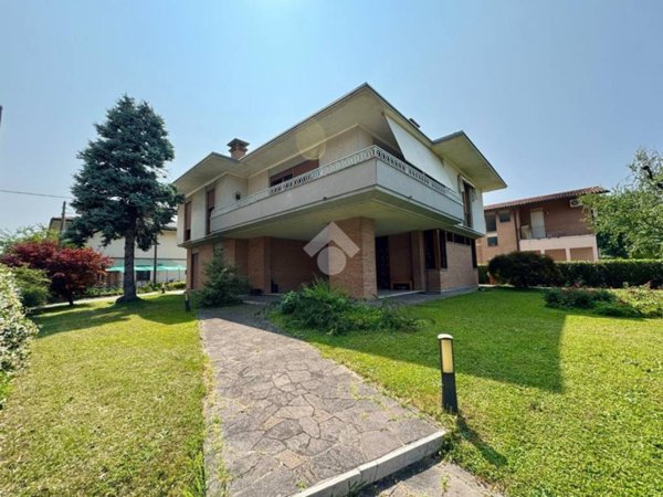 casa indipendente in vendita a Marostica