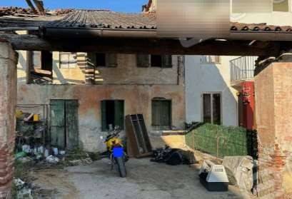 casa indipendente in vendita a Marostica