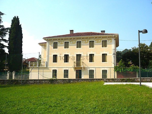 casa indipendente in vendita a Marostica