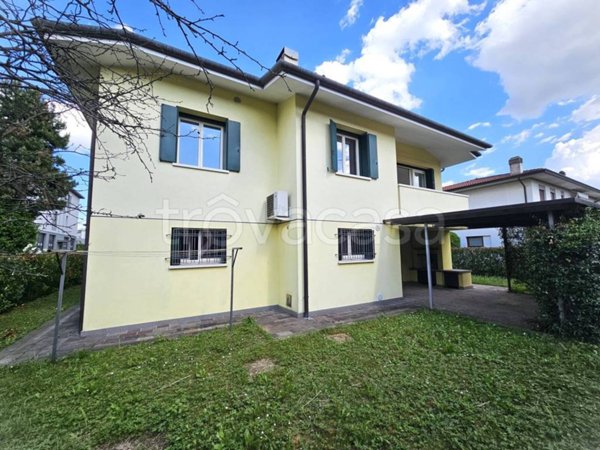 casa indipendente in vendita a Marostica